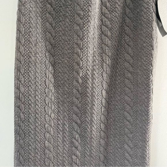 Gray Crochet Fitted Skirt - Picture 2 of 7